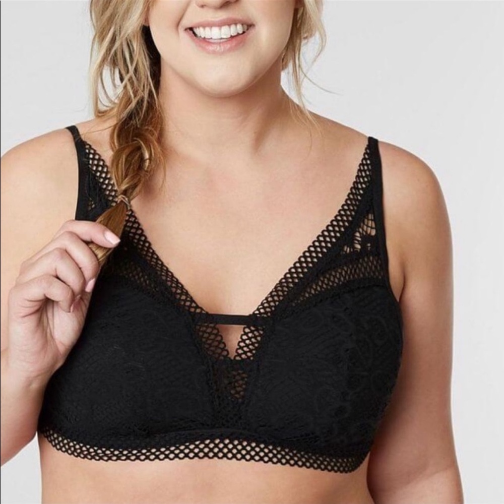 NWOT Becca 2XL black lace swim top